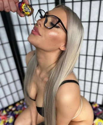 Жозефина, 24 года, 2 размер груди